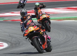 เอเนีย บัสเตียนินี คว้าโพเดียมแรกกับ KTM: “กุนเธอร์ สไตเนอร์ มันโคตรเฮง!”