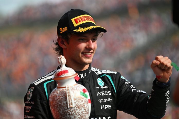 Mercedes: Too Soon to Choose Between Russell and Antonelli for 2026 Title