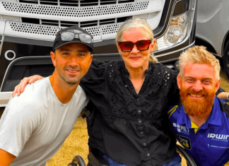 มาเรีย คอสเตลโล กลับสู่สนามแข่งครั้งแรกหลังอุบัติเหตุ TT ไอล์ออฟแมน Maria Costello Returns to Track in Emotional Visit to Thruxton BSB