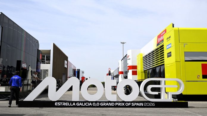 Netflix Reportedly Developing MotoGP-Themed Heist Thriller with Alan Ritchson