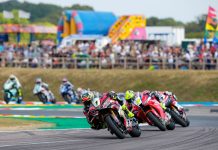 วิกเกอร์สเซอร์ไพรส์ตัวเอง ขึ้นโพเดียม BSB ที่ทรักซ์ตัน Vickers Shocks Himself with Thruxton BSB Podium