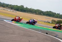 แบรดลีย์ เรย์ พลาดชัยนาทีสุดท้าย ศึก BSB ที่ทรักซ์ตันสุดระทึก Bradley Ray Pushes to the Final Corner in Thruxton BSB Thriller