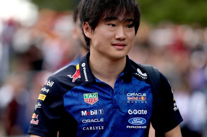 Tsunoda Eyes IndyCar Switch with Meyer Shank for 2027