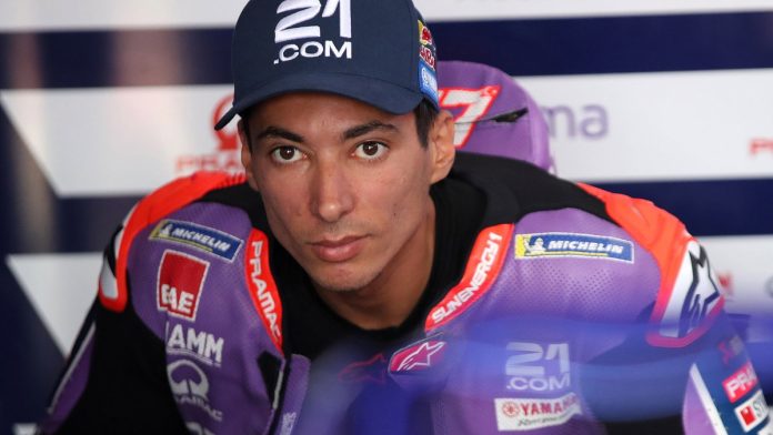 Crash.net — MotoGP source image Pramac ยอมรับหนักใจ! เกลี้ยกล่อม Toprak Razgatlioglu จบซีซั่น rookie MotoGP