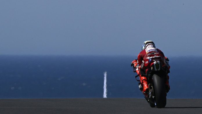 Crash.net — MotoGP source image ศึก MotoGP 2026 พลิก! สปรินต์ฟิลลิปไอส์แลนด์เขย่าตารางแชมป์ เหลือ 4 สนามสุดท้าย